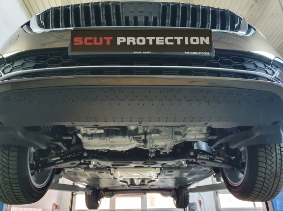 Piastra paramotore di acciaio Skoda Superb 4