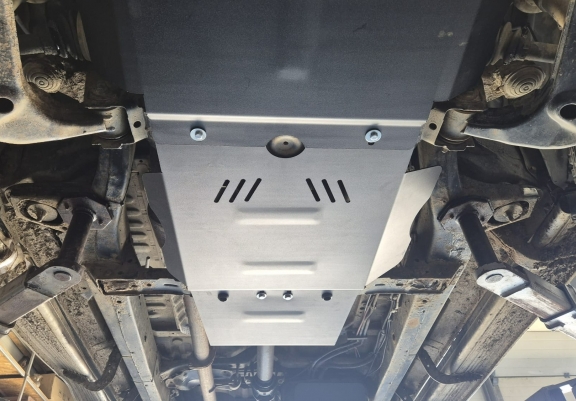 Protezione di acciaio per il differenziale  Toyota Hilux