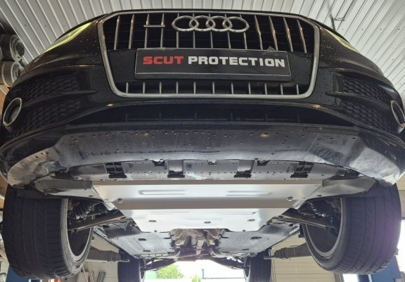 Piastra paramotore di alluminio Audi Q3