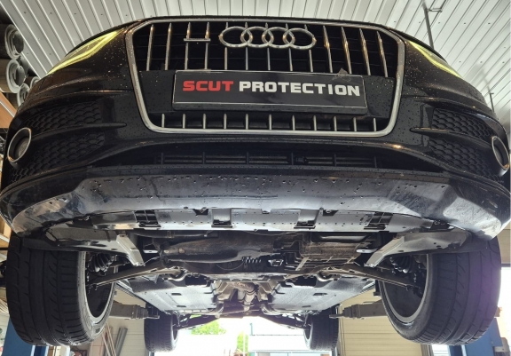 Piastra paramotore di alluminio Audi Q3