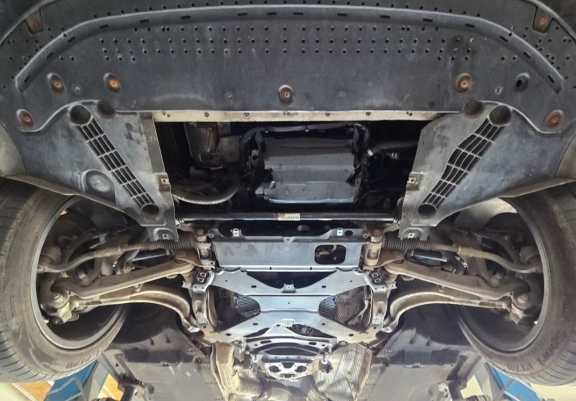 Piastra paramotore di acciaio Audi A7