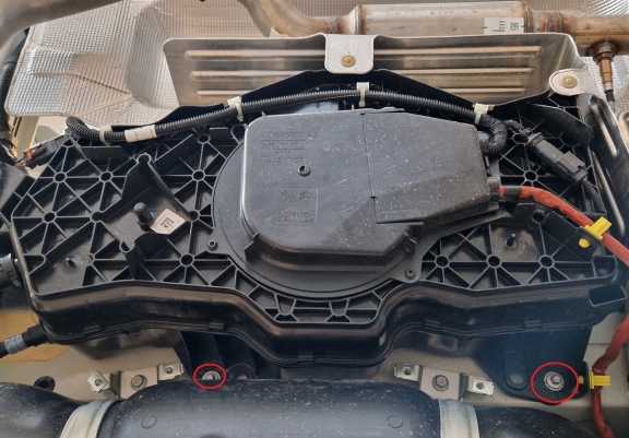Protezione di acciaio per il AdBlue Citroen Jumper