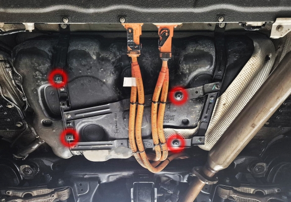 Protezione di alluminio per il serbatoio Chery Tiggo 9