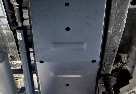 Protezione di acciaio per il serbatoio Ssangyong Rexton